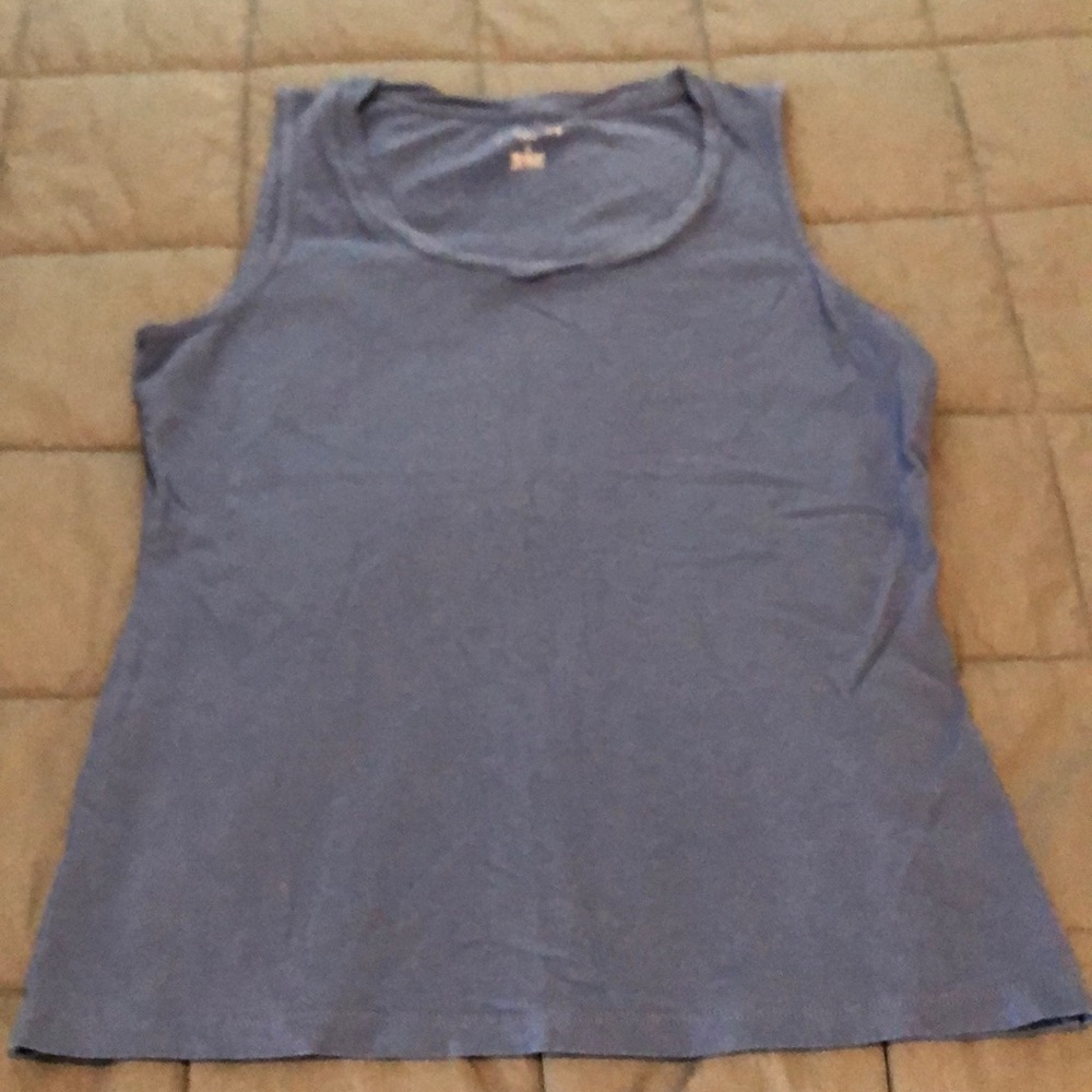 Cute sleeveless top